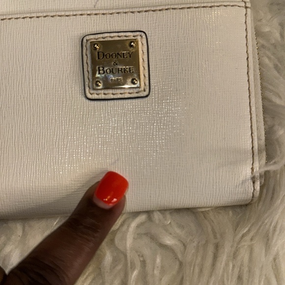 Dooney & Bourke Saffiano Small Zip Around Wallet - Off White used condition - Picture 12 of 13